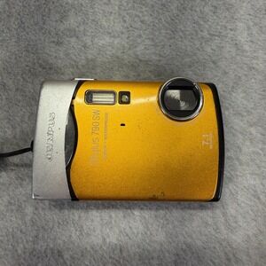 Olympus Stylus 790 SW Black Waterproof 7.1MP Digital Camera Untested For Parts